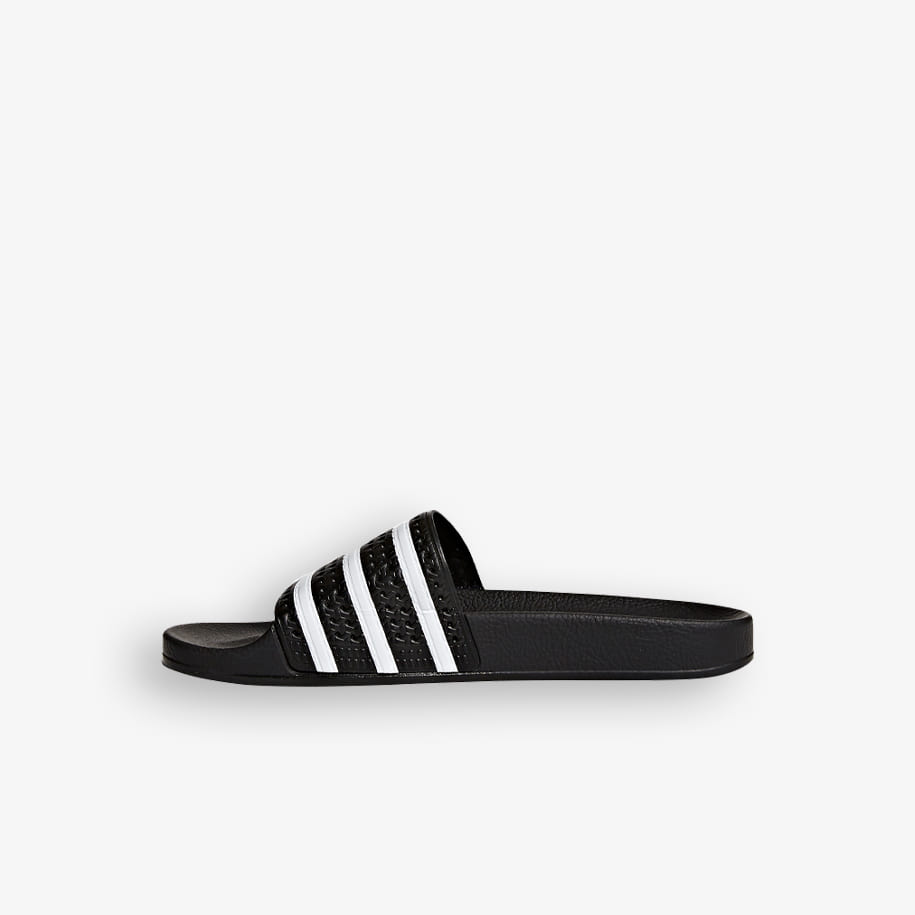 Chinelos Adidas Adilette
