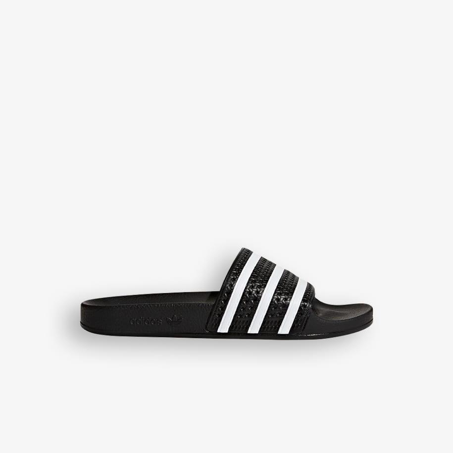 Chinelos Adidas Adilette